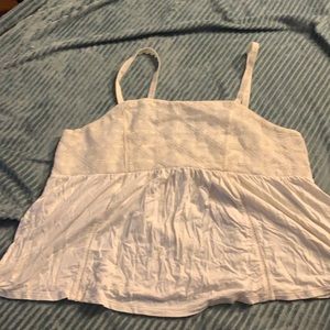 American Eagle soft cream colored flowy tank size medium